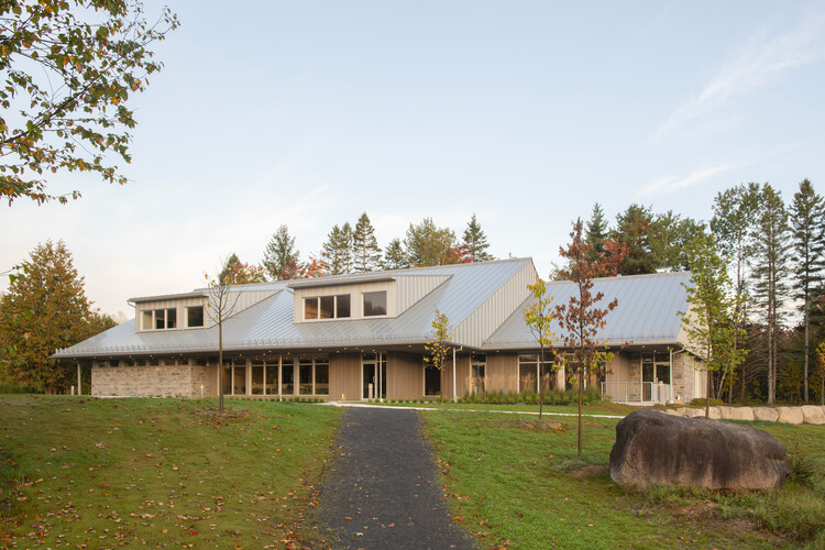 Des Cimes Dental Clinic / CARTA. Architecte + Designer - Exterior Photography