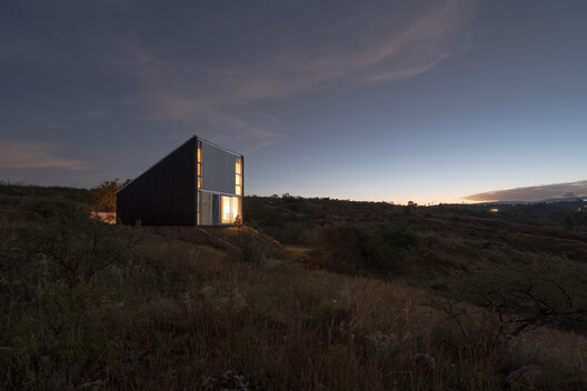 Refugio Shido / 31.63 Estudio
