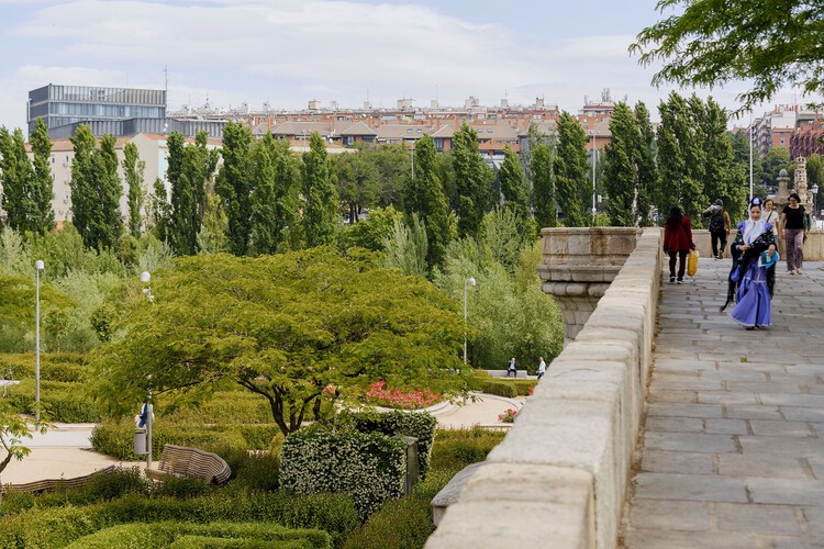 Parque Río Madrid / Burgos & Garrido Arquitectos - Fotografía Exterior, Jardín