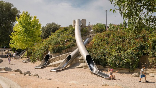 Parque Madrid Río / Burgos & Garrido arquitectos - Imagen 15 de 27