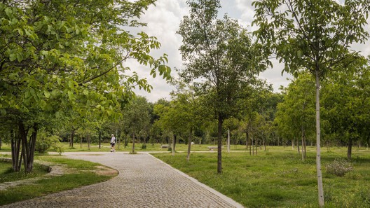 Parque Madrid Río / Burgos & Garrido arquitectos - Imagen 20 de 27