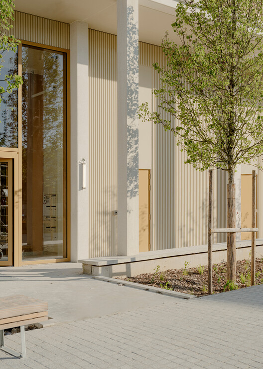 Nanterre Housing / AQMA - Image 13 of 27