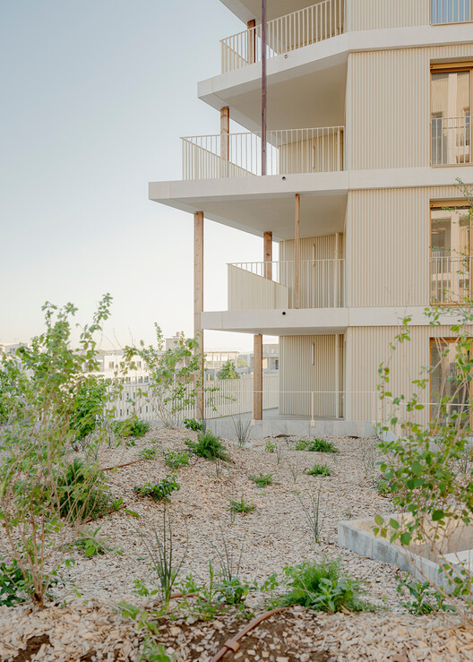 Nanterre Housing / AQMA - Exterior Photography, Balcony