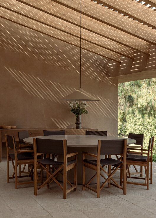 CP Rancho / Weber Arquitectos - Interior Photography, Dining room, Wood, Table, Chair, Beam