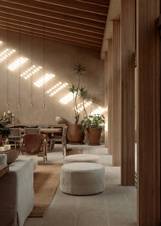 CP Rancho / Weber Arquitectos - Interior Photography, Living Room, Wood, Chair