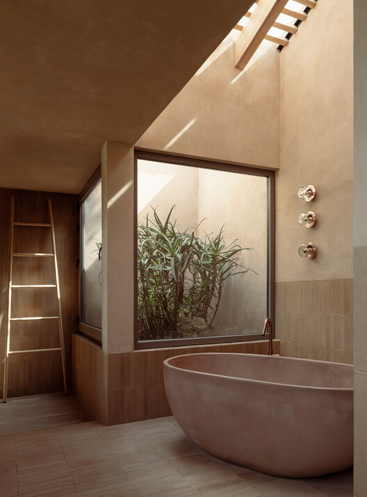CP Rancho / Weber Arquitectos - Interior Photography, Bathroom, Bathtub, Sink