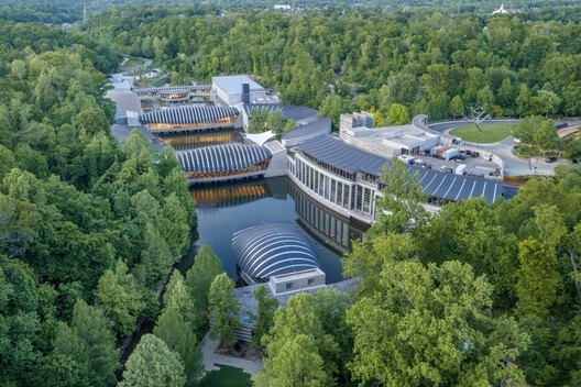 Safdie Architects Completes Expansion of Crystal Bridges Museum in Arkansas Safdie Architects Completes Expansion of Crystal Bridges Museum in Arkansas - Image 10 of 16