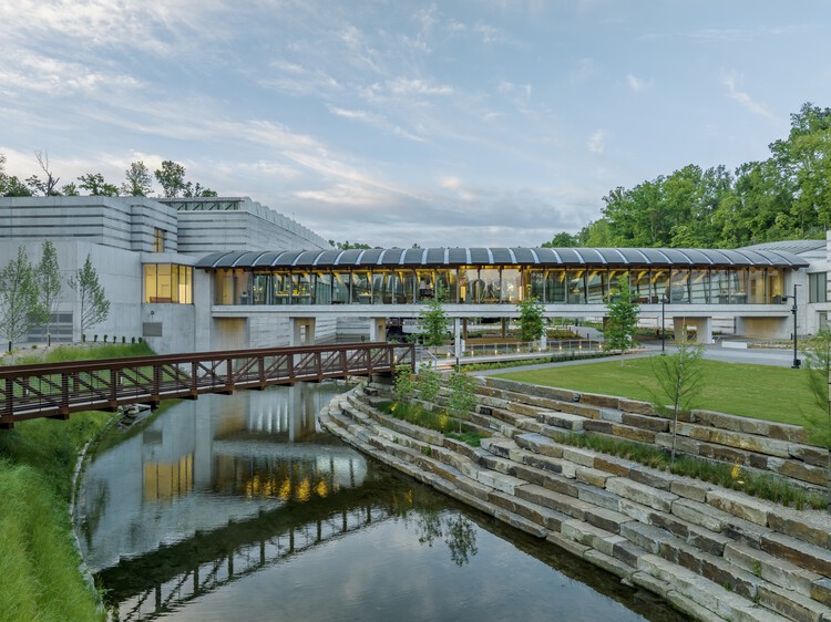 Safdie Architects Completes Expansion of Crystal Bridges Museum in Arkansas - Image 3 of 16