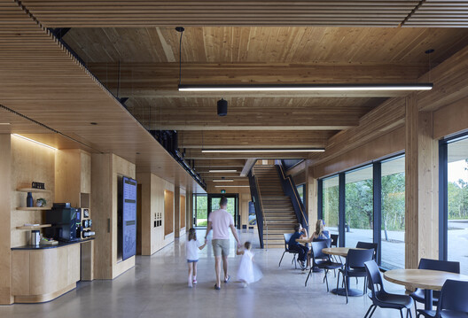 Paul Albrechtsen Visitor Centre / Stantec Architecture Paul Albrechtsen Visitor Centre / Stantec Architecture - Interior Photography, Wood