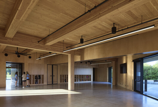 Paul Albrechtsen Visitor Centre / Stantec Architecture Paul Albrechtsen Visitor Centre / Stantec Architecture - Interior Photography, Kitchen, Wood, Beam