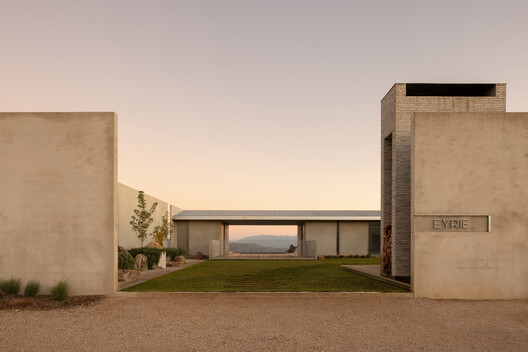 Eyrie Residence / Schmölzer Architecture - Image 6 of 34