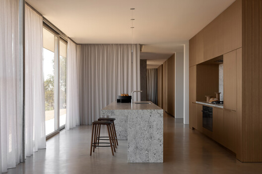Eyrie Residence / Schmölzer Architecture - Interior Photography, Kitchen, Wood, Countertop, Chair