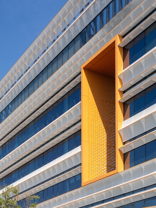 Shenzhen Mingwan School / Perkins&Will - Exterior Photography, Glass