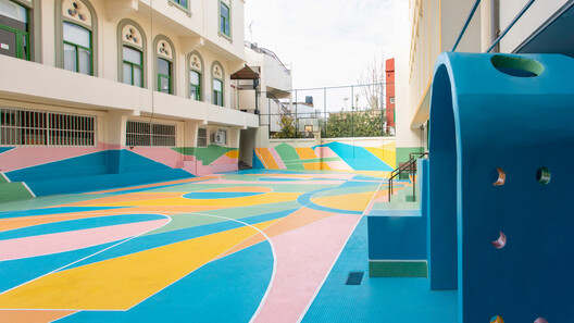 Color Pit / Studio Etienne Bastormagi - Interior Photography