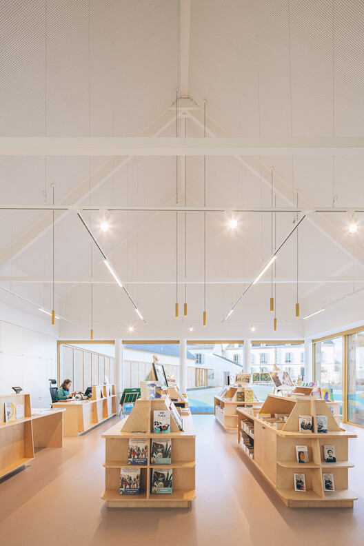 “Gauguin, l’Atelier du Pouldu” Interpretation Centre / Modal Architecture + Quartz Architecture - Interior Photography, Kitchen