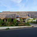 La Naya Restaurant / WOFF - Coffee Shop