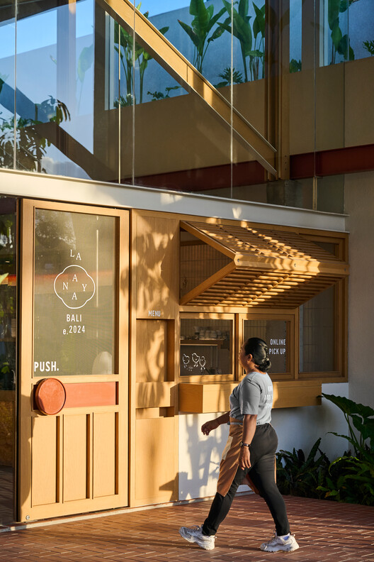 La Naya Restaurant / WOFF - Interior Photography, Wood