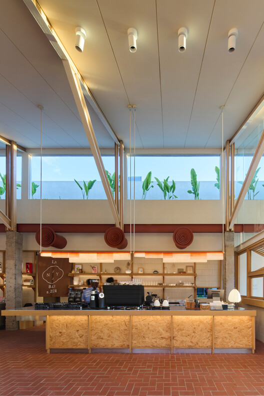 La Naya Restaurant / WOFF - Interior Photography, Kitchen, Wood, Lighting, Glass, Beam