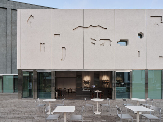 JER café at Tselinny Center of Contemporary Culture / NAAW JER café at Tselinny Center of Contemporary Culture / NAAW - Exterior Photography, Concrete