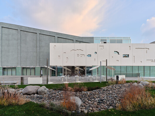 JER café at Tselinny Center of Contemporary Culture / NAAW JER café at Tselinny Center of Contemporary Culture / NAAW - Exterior Photography, Concrete