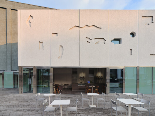 JER café at Tselinny Center of Contemporary Culture / NAAW JER café at Tselinny Center of Contemporary Culture / NAAW - Exterior Photography, Concrete