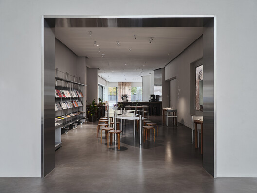 JER café at Tselinny Center of Contemporary Culture / NAAW JER café at Tselinny Center of Contemporary Culture / NAAW - Interior Photography, Glass