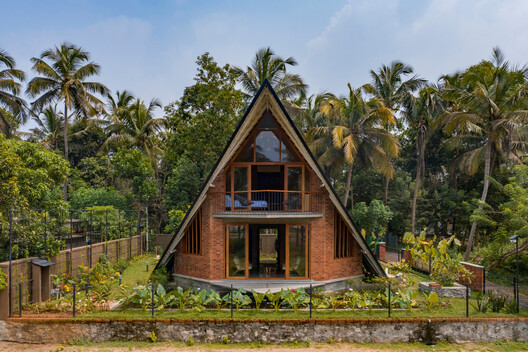 La Casa De Papel / Bhoomija Creations - Exterior Photography