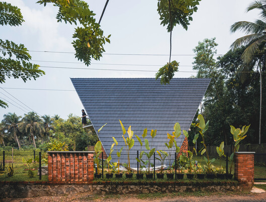 La Casa De Papel / Bhoomija Creations - Exterior Photography