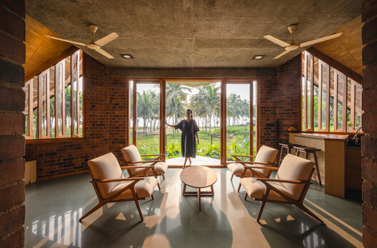 La Casa De Papel / Bhoomija Creations - Interior Photography, Wood, Brick, Chair