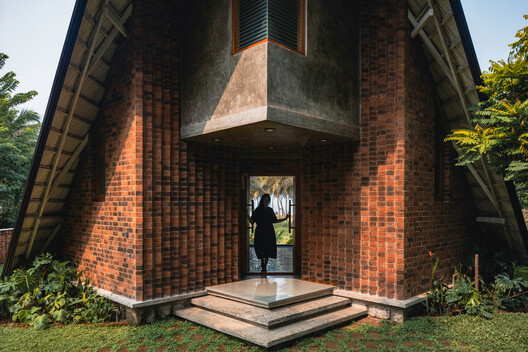 La Casa De Papel / Bhoomija Creations - Exterior Photography, Brick