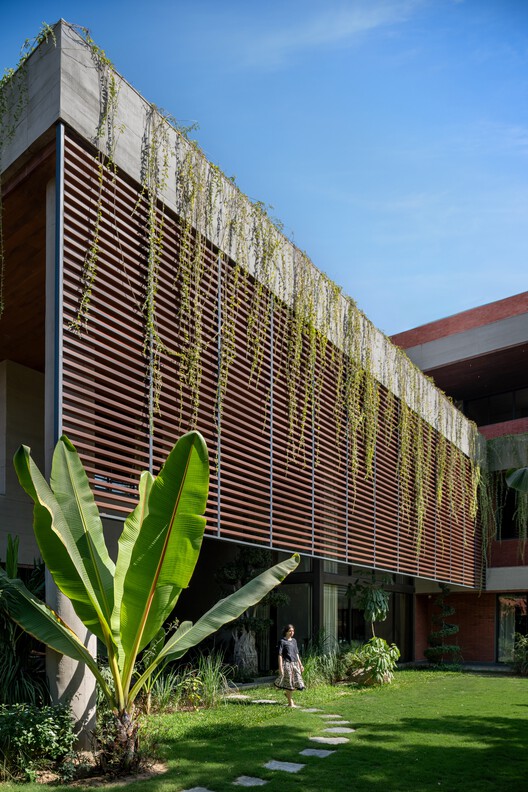 Valaya Villa / tHE gRID Architects Research and Design Studio - Exterior Photography, Garden, Courtyard