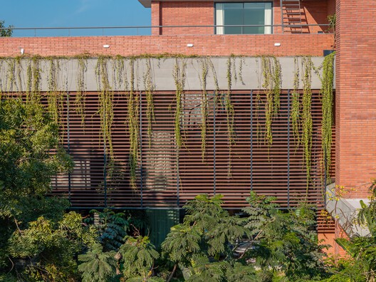 Valaya Villa / tHE gRID Architects Research and Design Studio - Exterior Photography, Wood, Brick