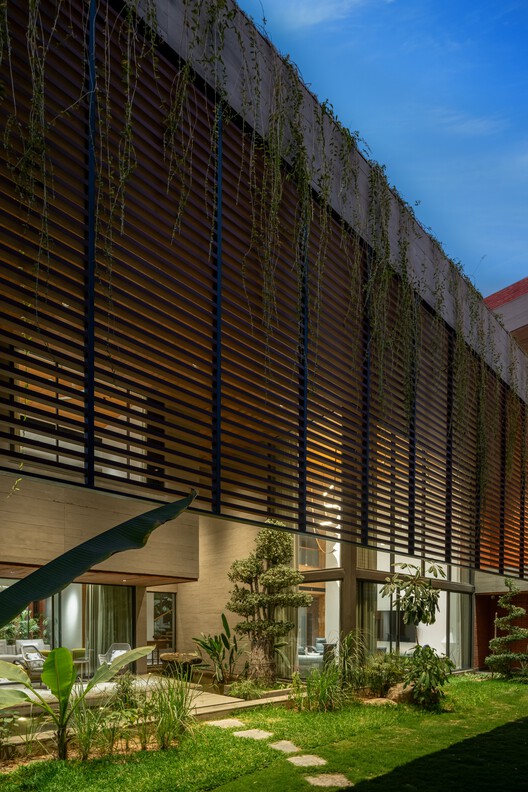 Valaya Villa / tHE gRID Architects Research and Design Studio - Image 31 of 40