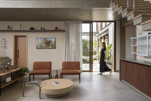 Casa Siena / Estúdio Cidade - Fotografía interior, Sala de estar, Madera, Mesas, Sillas, Iluminación