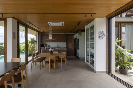 Casa Siena / Estúdio Cidade - Fotografía interior, Comedor, Madera, Sillas, Fijación Vigas