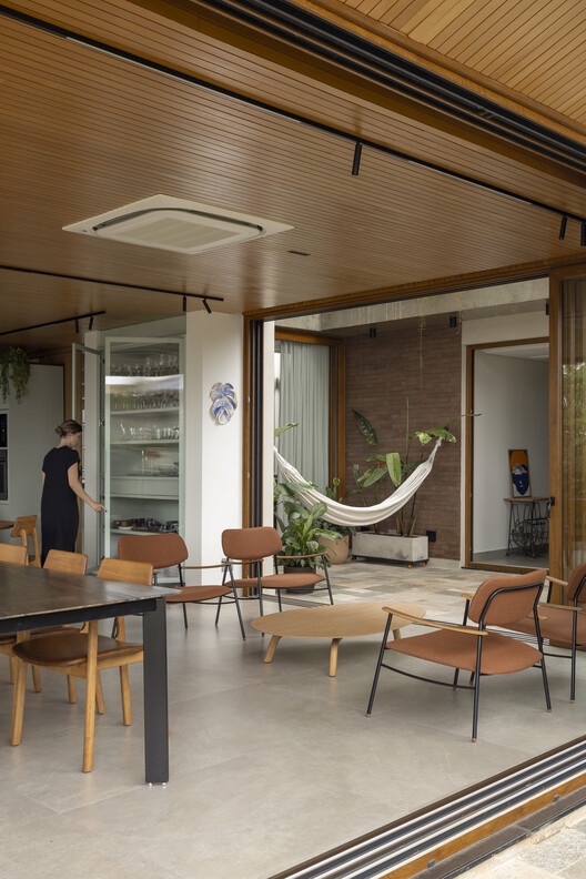 Casa Siena / Estúdio Cidade - Fotografía interior, Comedor, Madera, Mesas, Iluminación, Sillas
