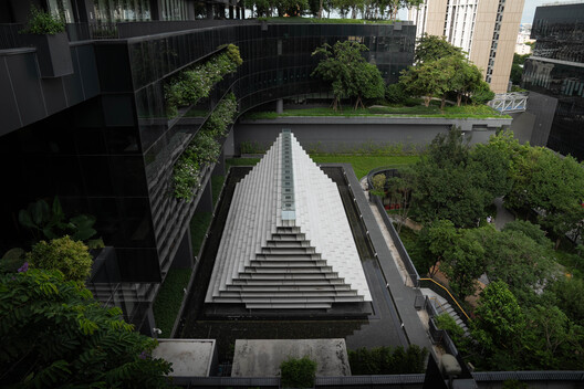 Glass Pavillion / M space - Image 2 of 24