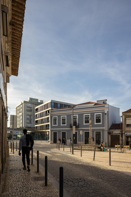 Edificio Square – Esgueira, Aveiro / RVdM Arquitectos - Fotografía exterior, Concreto