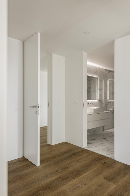 Edificio Square – Esgueira, Aveiro / RVdM Arquitectos Edificio Square – Esgueira, Aveiro / RVdM Arquitectos - Imagen 10 de 28