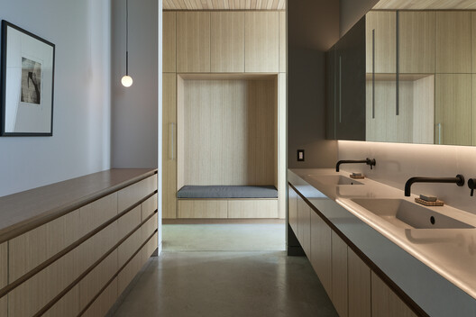 Layer House / W O V E N Architecture and Design - Interior Photography, Bathroom, Wood, Lighting, Glass, Countertop