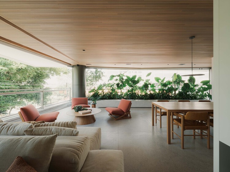 Apartamento AK / Estúdio PRG Arquitetura + Mariana Ferretti Interiores - Fotografia de Interiores, Interiores De Apartamentos, Cadeira