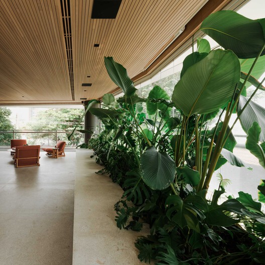 AK Apartment / Estúdio PRG Arquitetura + Mariana Ferretti Interiores - Image 2 of 14