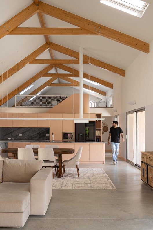 The Porch House / Vasco Burnay Arquitectura The Porch House / Vasco Burnay Arquitectura - Interior Photography, Wood, Lighting, Chair, Sofa, Beam