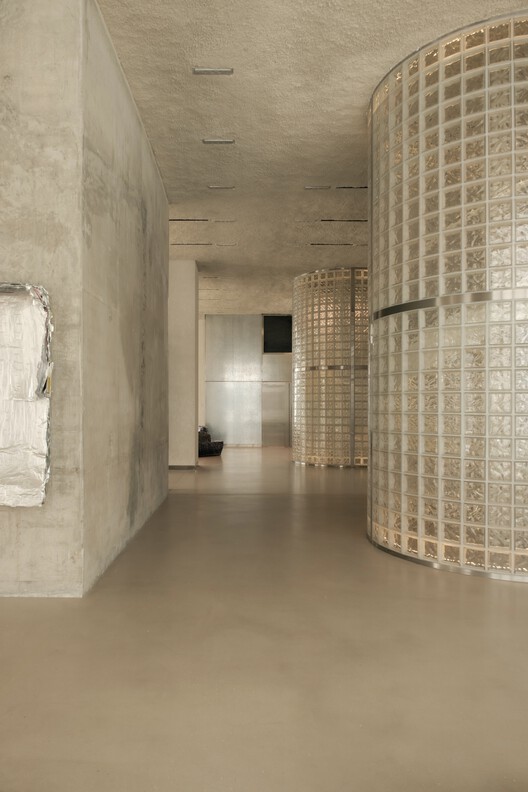 OUNASS Stage Dubai / VAUST Studio - Image 5 of 17