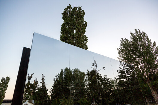 Pavilion Reflection of Infinity / Alberto Collet + MEDS (Meetings of Design Students) - Image 6 of 20