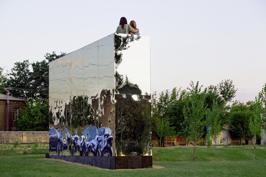 Pavilion Reflection of Infinity / Alberto Collet + MEDS (Meetings of Design Students) - Image 1 of 20