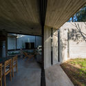 Casa Senderos / Besonias Almeida Arquitectos - Fotografía interior, Madera, Concreto