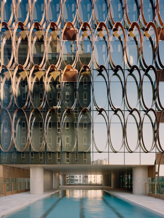 205 North Quay / HASSELL + REX + Richards and Spence - Image 2 of 22