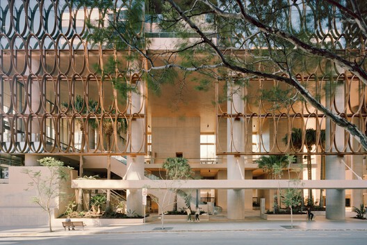 205 North Quay / HASSELL + REX + Richards and Spence - Image 3 of 22