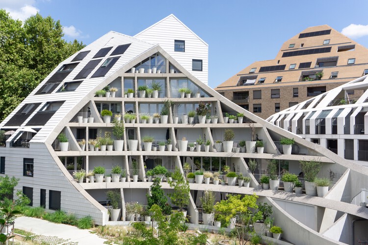 La Vallée Verte / MVRDV - Apartments